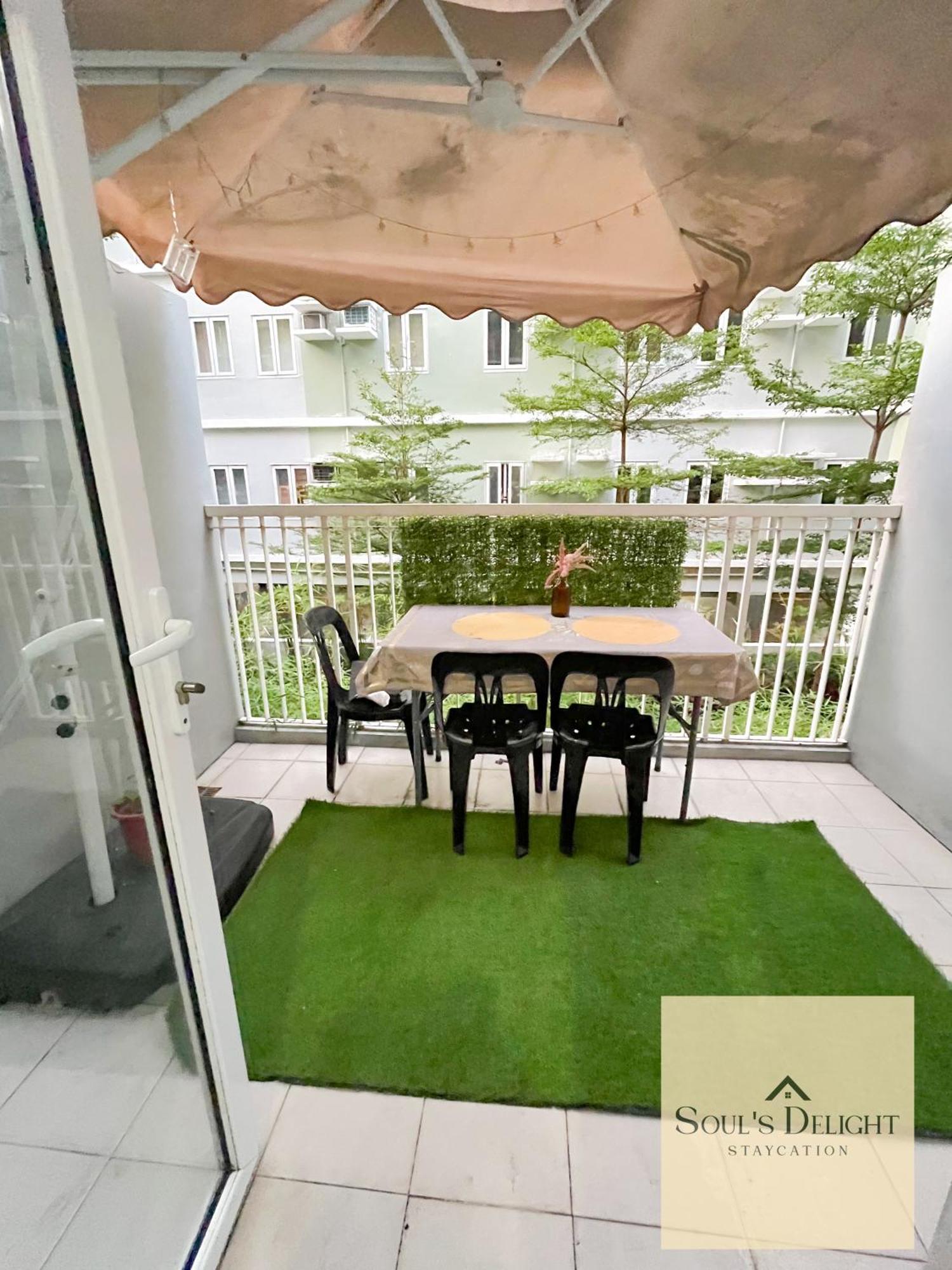 1 Bedroom With Balcony At Qc * Manila